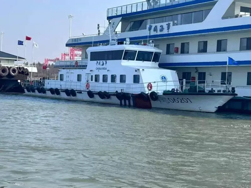 Eerste batch geëlektrificeerde patrouilleboten voor het Jiangsu-gedeelte van de Yangtze-rivier afgeleverd